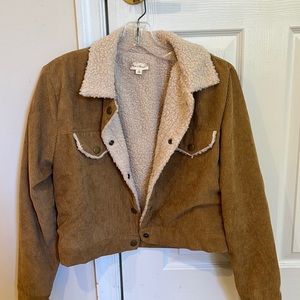 Cozy semi crop jacket